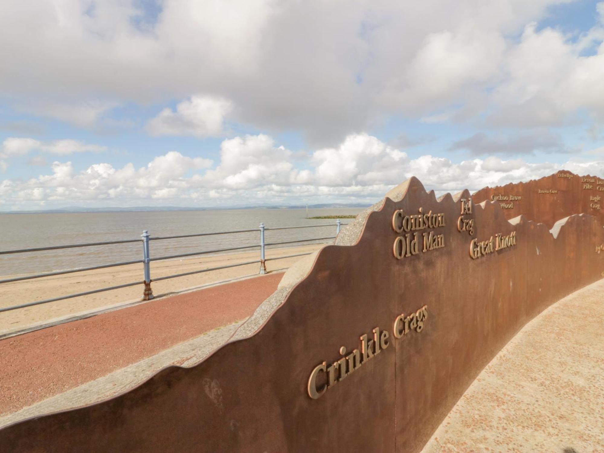 The Bay Cottage Morecambe Bagian luar foto