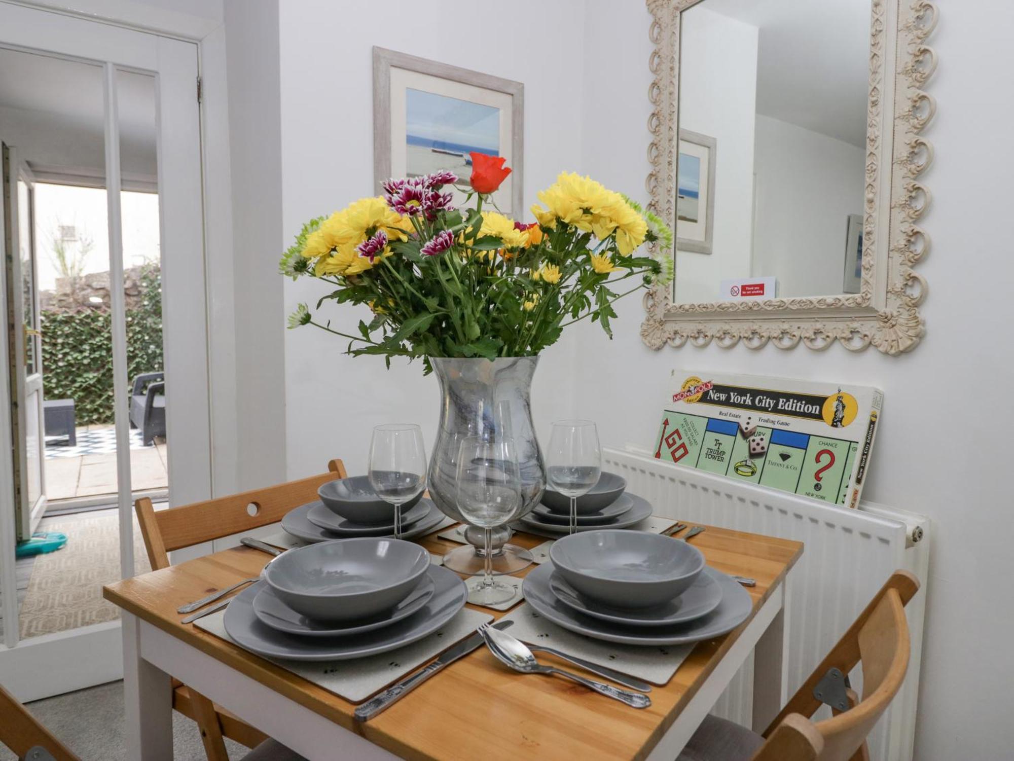 The Bay Cottage Morecambe Bagian luar foto